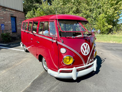 Vintage VW Bus in red, paint correction, PPF, paint restoration